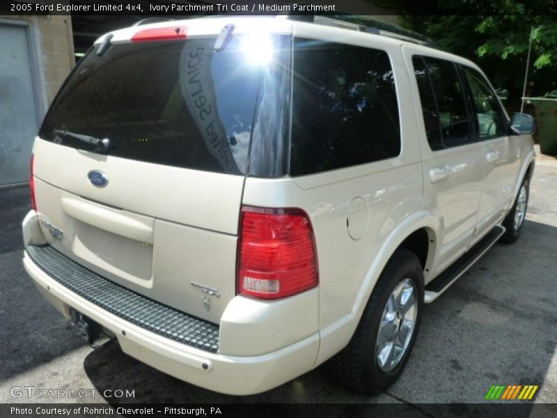 Ivory Parchment Tri Coat / Medium Parchment 2005 Ford Explorer Limited 4x4