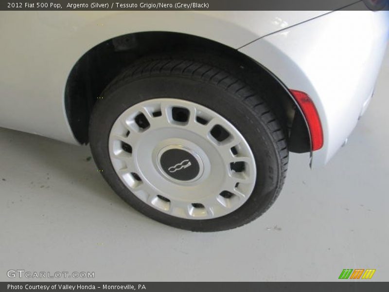 Argento (Silver) / Tessuto Grigio/Nero (Grey/Black) 2012 Fiat 500 Pop