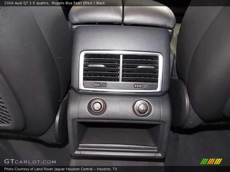 Mugello Blue Pearl Effect / Black 2009 Audi Q7 3.6 quattro
