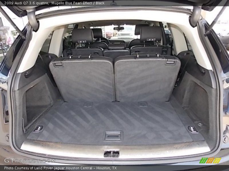 Mugello Blue Pearl Effect / Black 2009 Audi Q7 3.6 quattro