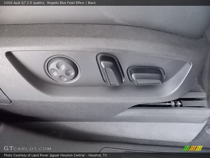 Mugello Blue Pearl Effect / Black 2009 Audi Q7 3.6 quattro