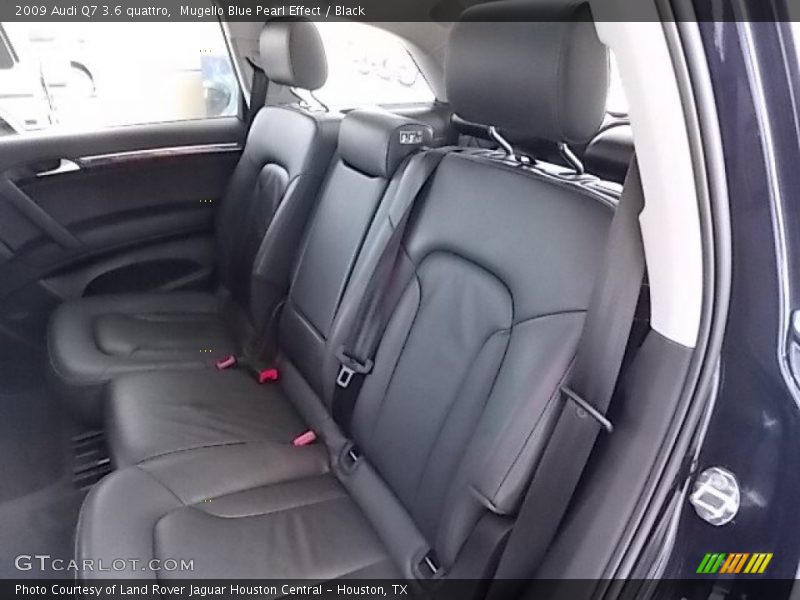 Mugello Blue Pearl Effect / Black 2009 Audi Q7 3.6 quattro