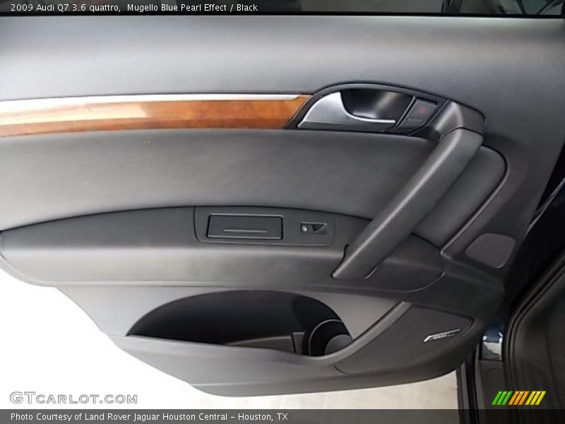 Mugello Blue Pearl Effect / Black 2009 Audi Q7 3.6 quattro