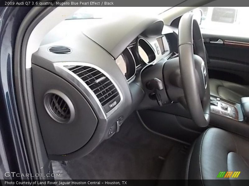 Mugello Blue Pearl Effect / Black 2009 Audi Q7 3.6 quattro