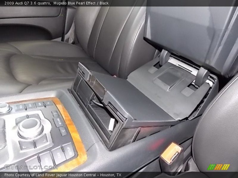 Mugello Blue Pearl Effect / Black 2009 Audi Q7 3.6 quattro