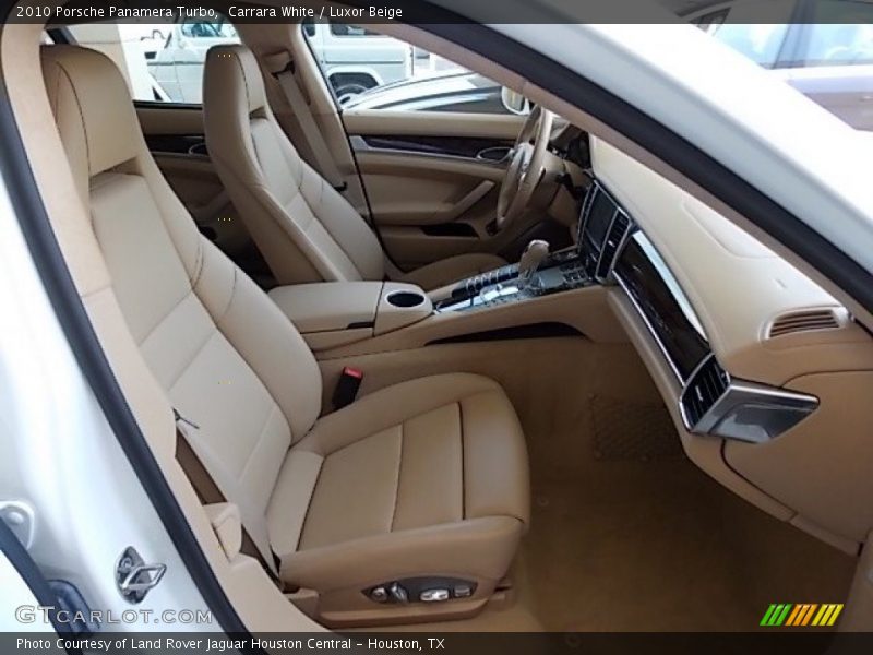 Front Seat of 2010 Panamera Turbo
