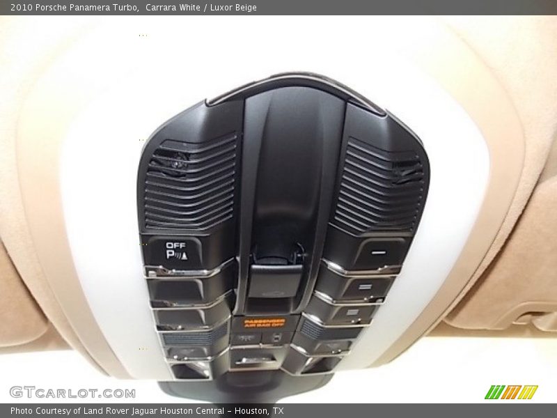 Controls of 2010 Panamera Turbo