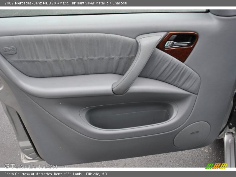 Brilliant Silver Metallic / Charcoal 2002 Mercedes-Benz ML 320 4Matic