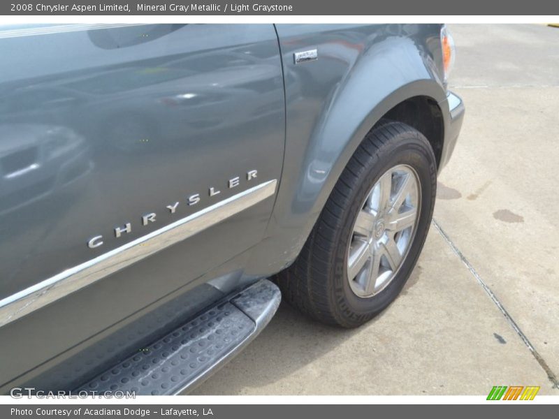 Mineral Gray Metallic / Light Graystone 2008 Chrysler Aspen Limited