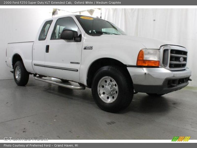 Oxford White / Medium Graphite 2000 Ford F250 Super Duty XLT Extended Cab