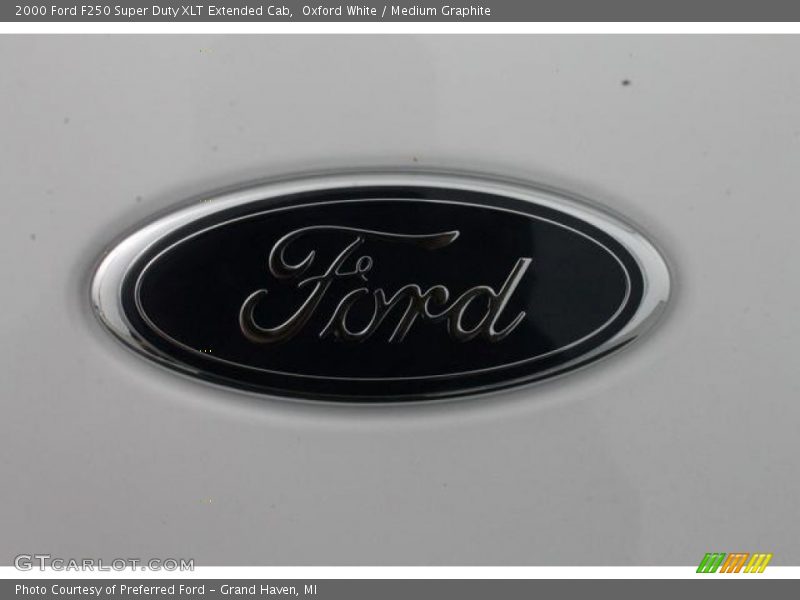 Oxford White / Medium Graphite 2000 Ford F250 Super Duty XLT Extended Cab