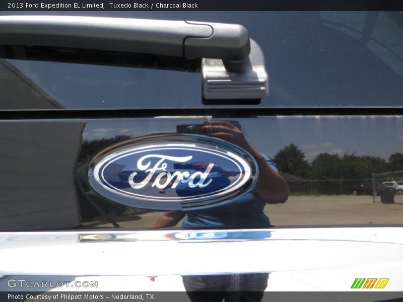 Tuxedo Black / Charcoal Black 2013 Ford Expedition EL Limited