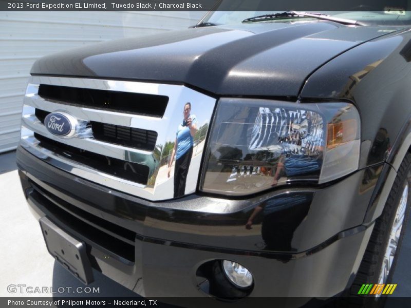 Tuxedo Black / Charcoal Black 2013 Ford Expedition EL Limited