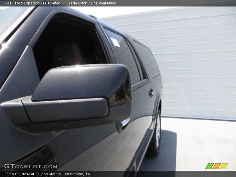 Tuxedo Black / Charcoal Black 2013 Ford Expedition EL Limited