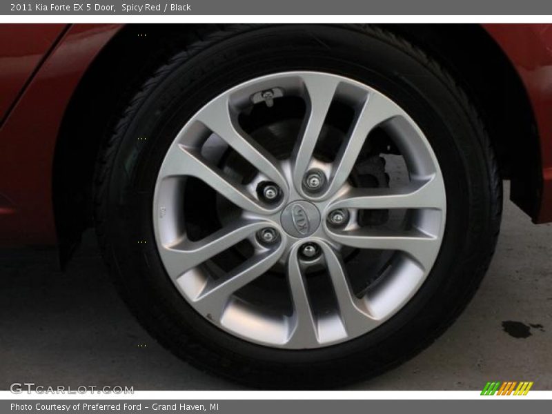 Spicy Red / Black 2011 Kia Forte EX 5 Door