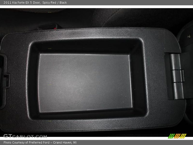 Spicy Red / Black 2011 Kia Forte EX 5 Door
