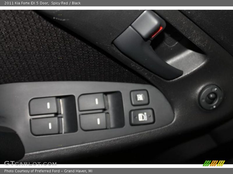 Spicy Red / Black 2011 Kia Forte EX 5 Door