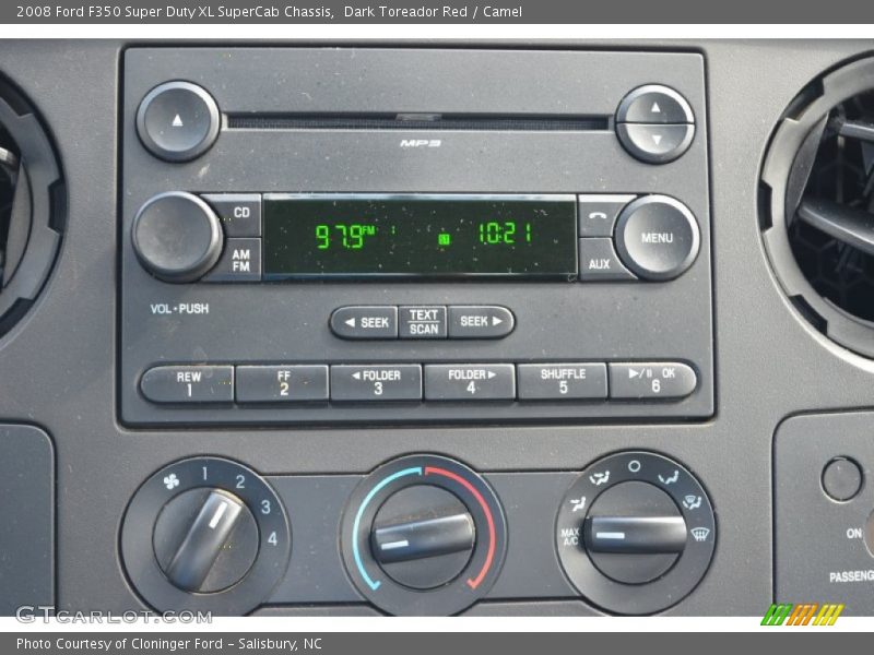 Audio System of 2008 F350 Super Duty XL SuperCab Chassis