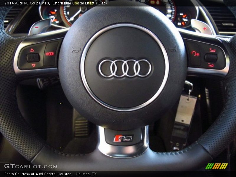 Controls of 2014 R8 Coupe V10