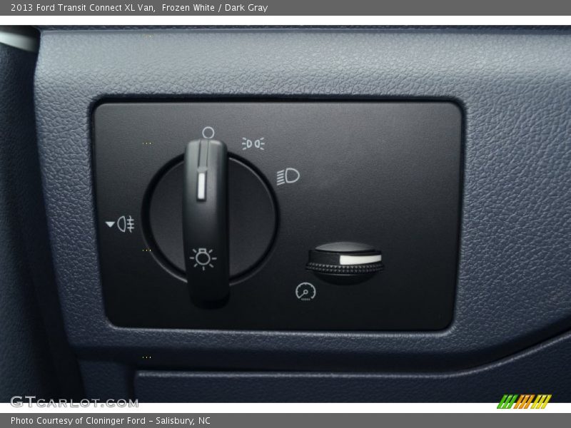Frozen White / Dark Gray 2013 Ford Transit Connect XL Van
