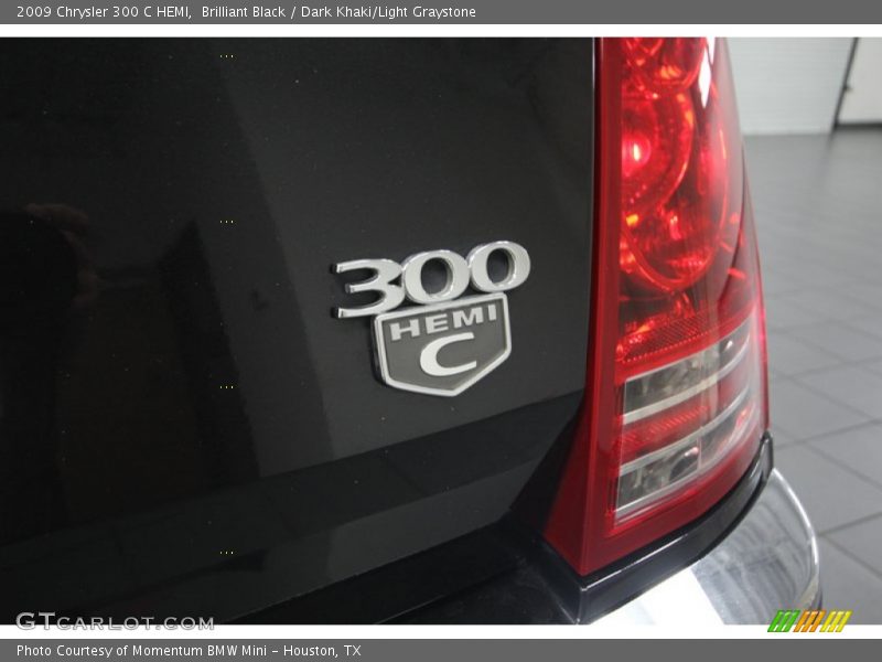 Brilliant Black / Dark Khaki/Light Graystone 2009 Chrysler 300 C HEMI