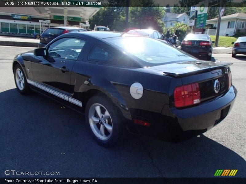 Black / Dark Charcoal 2009 Ford Mustang V6 Coupe
