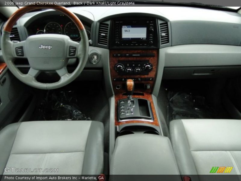 Dashboard of 2006 Grand Cherokee Overland