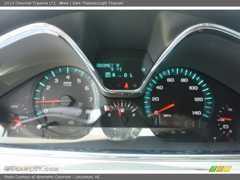 White / Dark Titanium/Light Titanium 2014 Chevrolet Traverse LTZ
