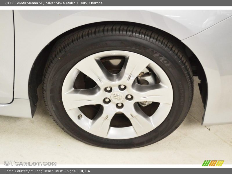 Silver Sky Metallic / Dark Charcoal 2013 Toyota Sienna SE