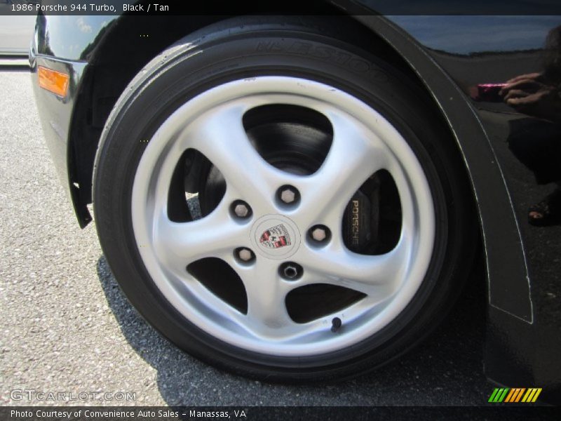  1986 944 Turbo Wheel