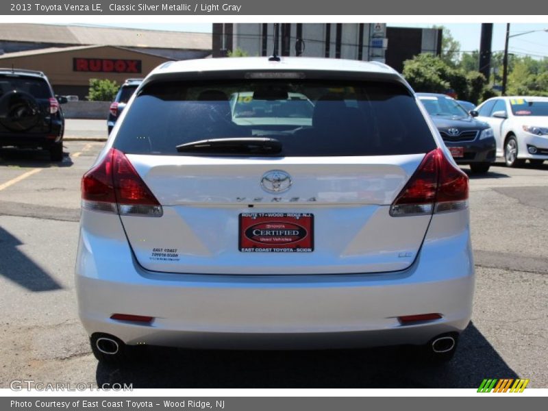 Classic Silver Metallic / Light Gray 2013 Toyota Venza LE