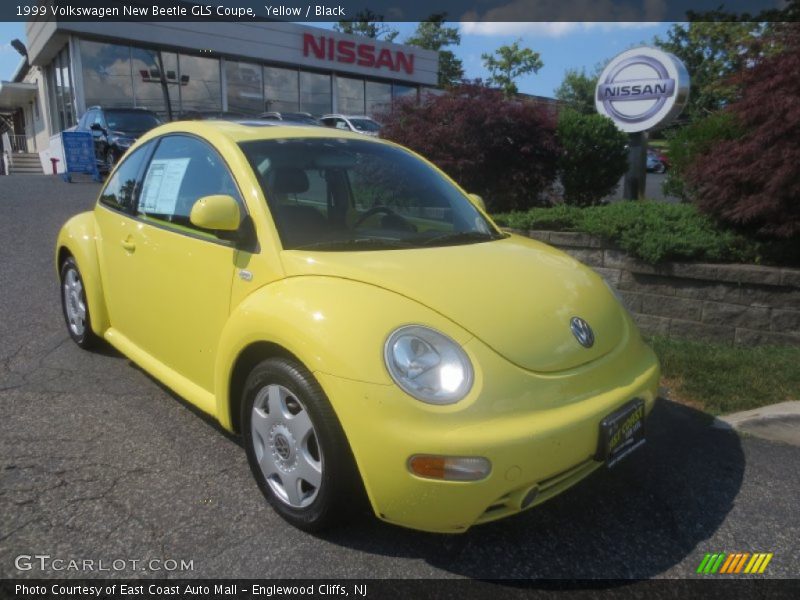 Yellow / Black 1999 Volkswagen New Beetle GLS Coupe