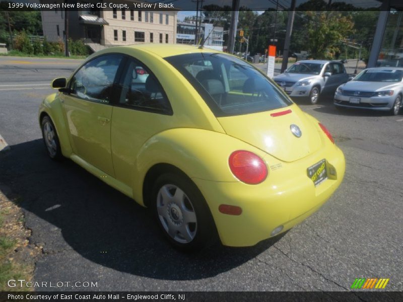 Yellow / Black 1999 Volkswagen New Beetle GLS Coupe