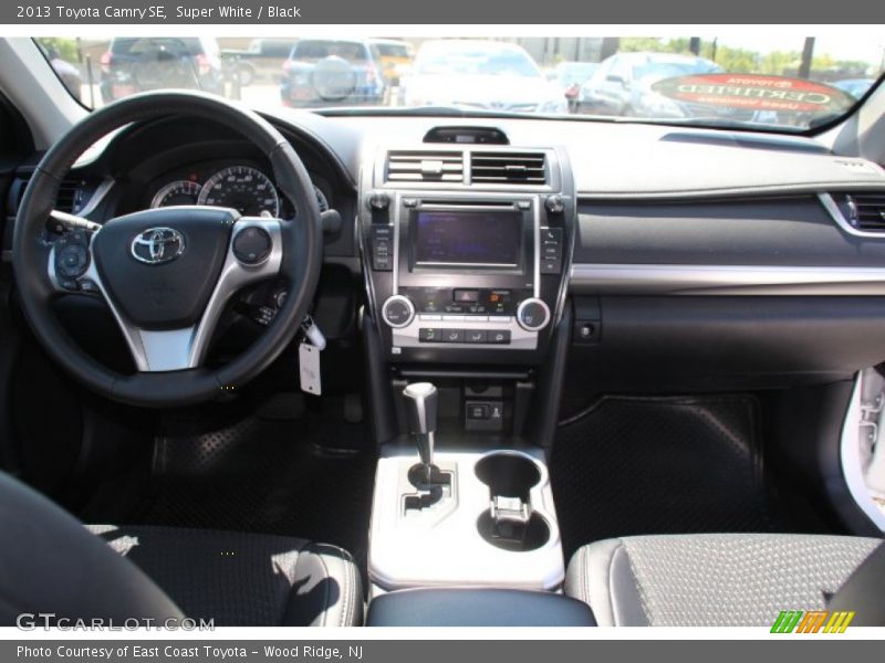 Super White / Black 2013 Toyota Camry SE
