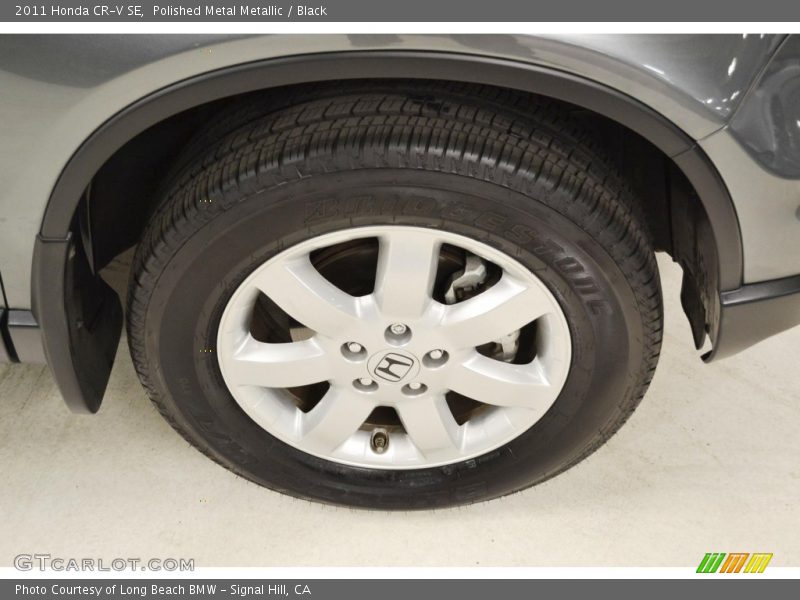 Polished Metal Metallic / Black 2011 Honda CR-V SE
