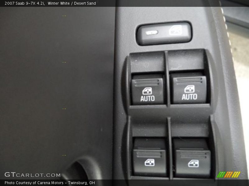 Winter White / Desert Sand 2007 Saab 9-7X 4.2i