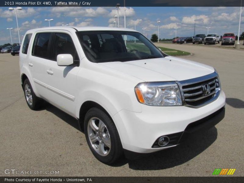 Front 3/4 View of 2013 Pilot EX 4WD