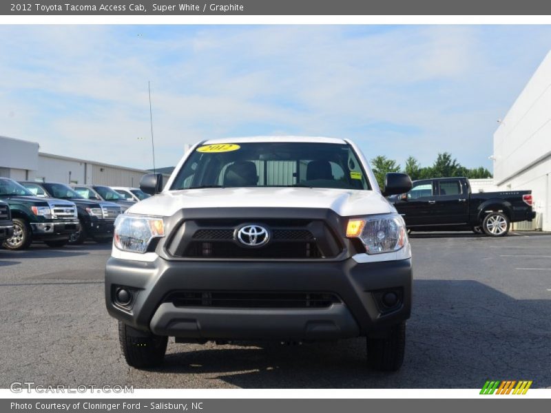 Super White / Graphite 2012 Toyota Tacoma Access Cab
