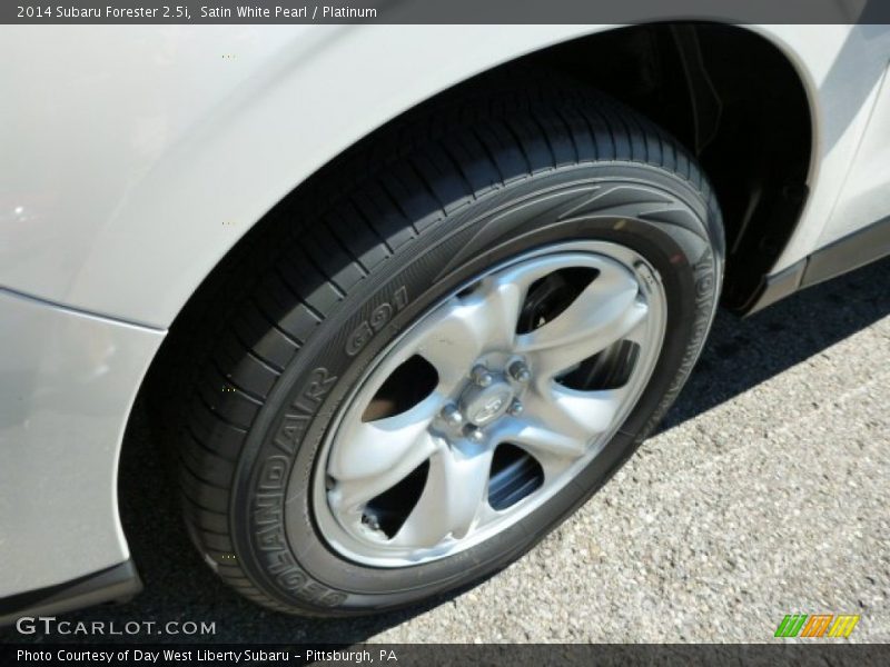 Satin White Pearl / Platinum 2014 Subaru Forester 2.5i
