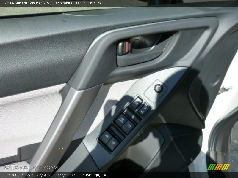 Satin White Pearl / Platinum 2014 Subaru Forester 2.5i
