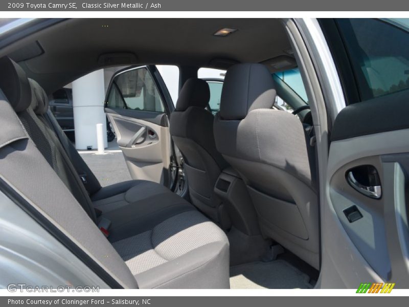 Classic Silver Metallic / Ash 2009 Toyota Camry SE