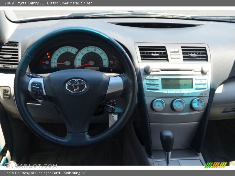 Classic Silver Metallic / Ash 2009 Toyota Camry SE