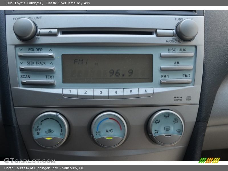 Classic Silver Metallic / Ash 2009 Toyota Camry SE