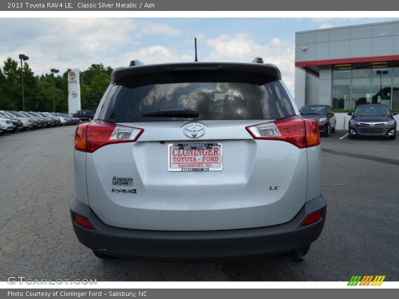 Classic Silver Metallic / Ash 2013 Toyota RAV4 LE