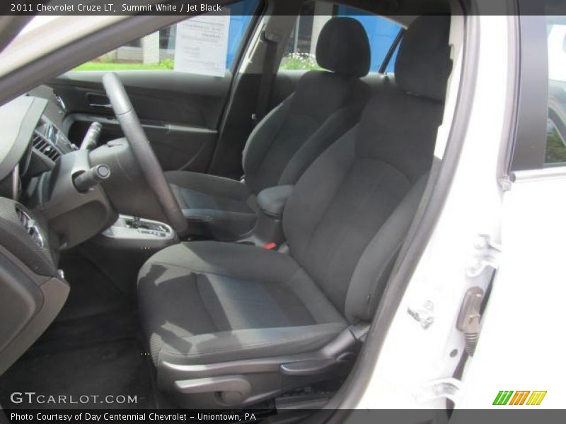 Summit White / Jet Black 2011 Chevrolet Cruze LT