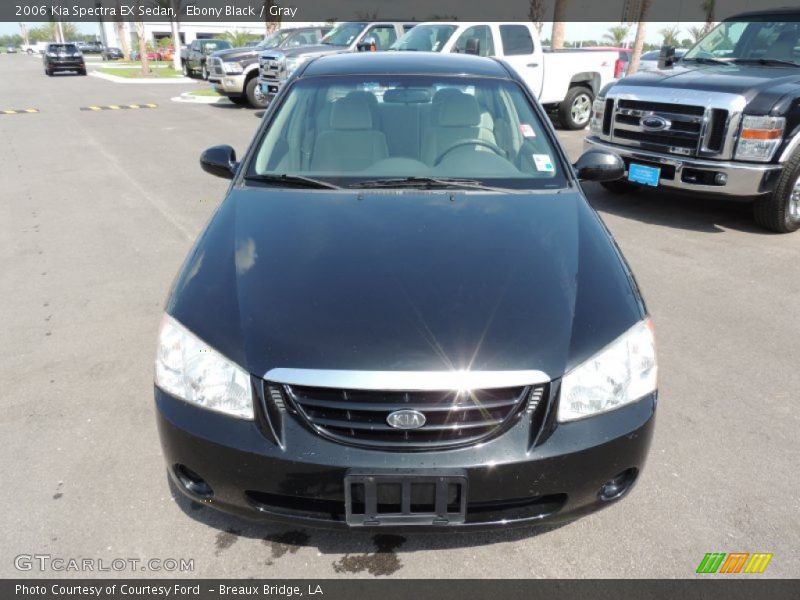 Ebony Black / Gray 2006 Kia Spectra EX Sedan