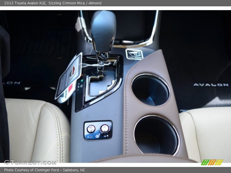 Sizzling Crimson Mica / Almond 2013 Toyota Avalon XLE