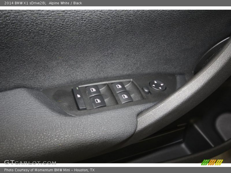 Alpine White / Black 2014 BMW X1 sDrive28i