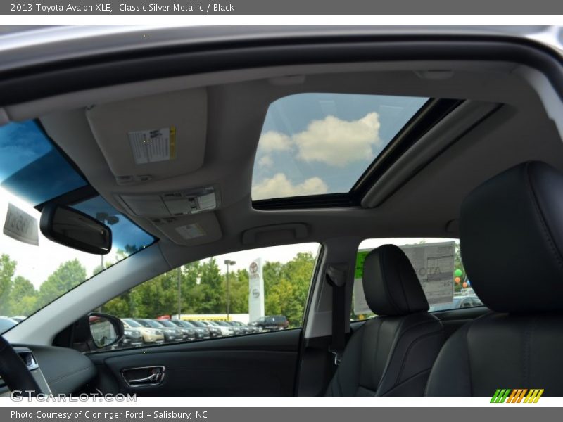 Classic Silver Metallic / Black 2013 Toyota Avalon XLE