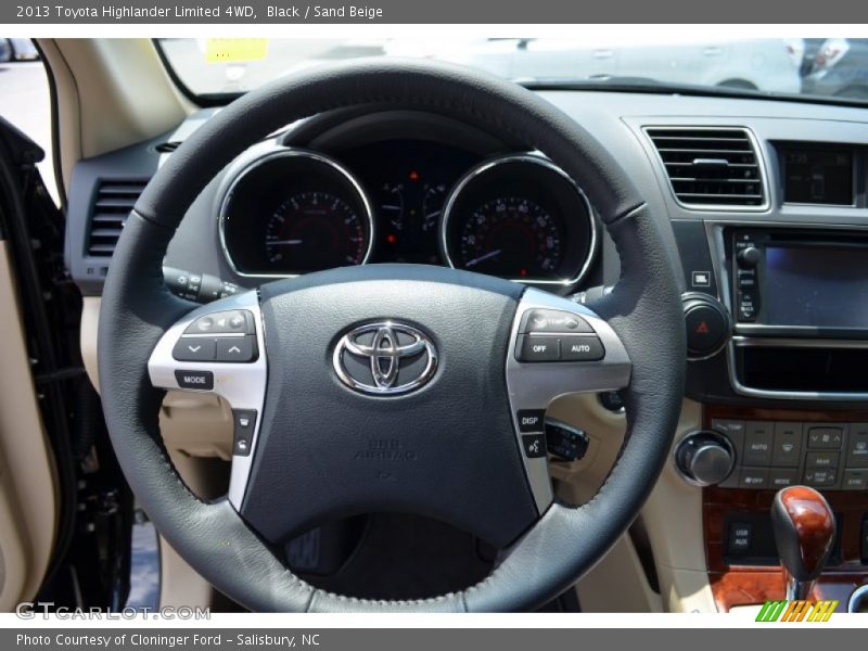 Black / Sand Beige 2013 Toyota Highlander Limited 4WD